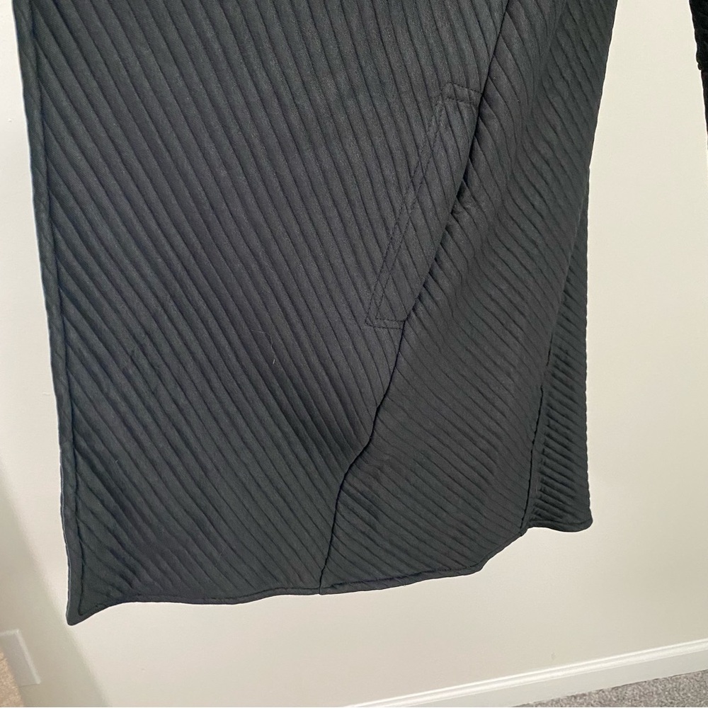 Black Ribbed Open Front Cardigan - Picture 7 of 9